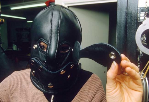 Hardcorowe maski BDSM – ostra jazda